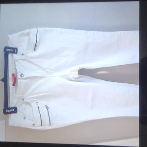 White sz 16 Jennifer Lopez capris